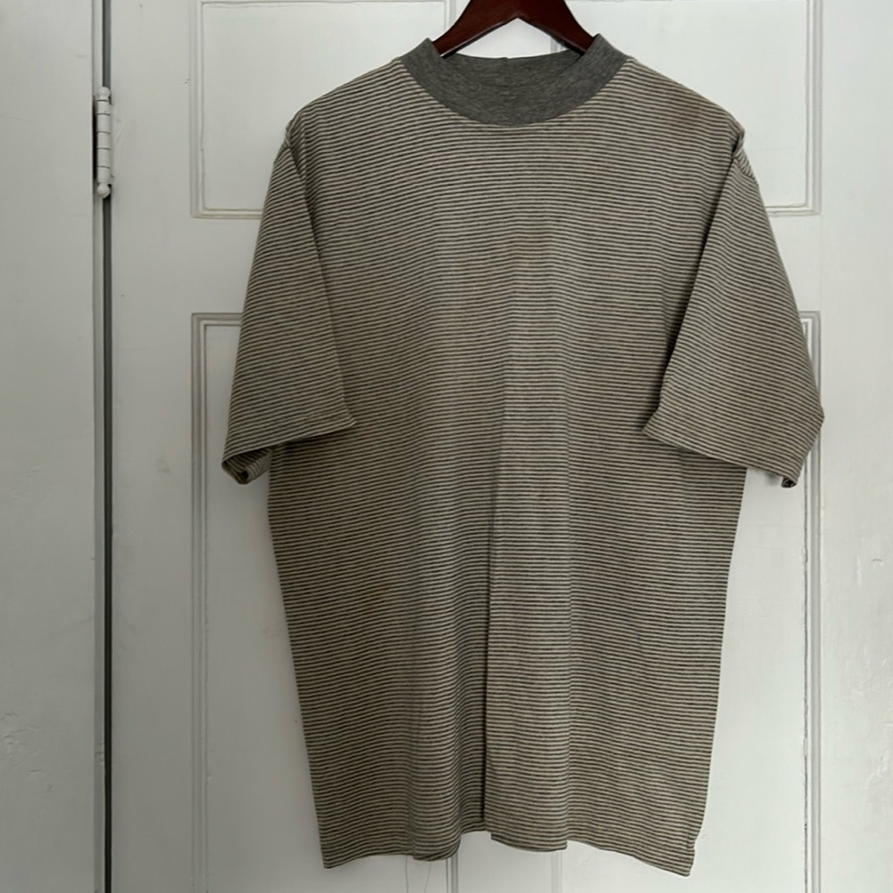 Grand slam men’s pull on shirt, gray beige stripes. Size large.